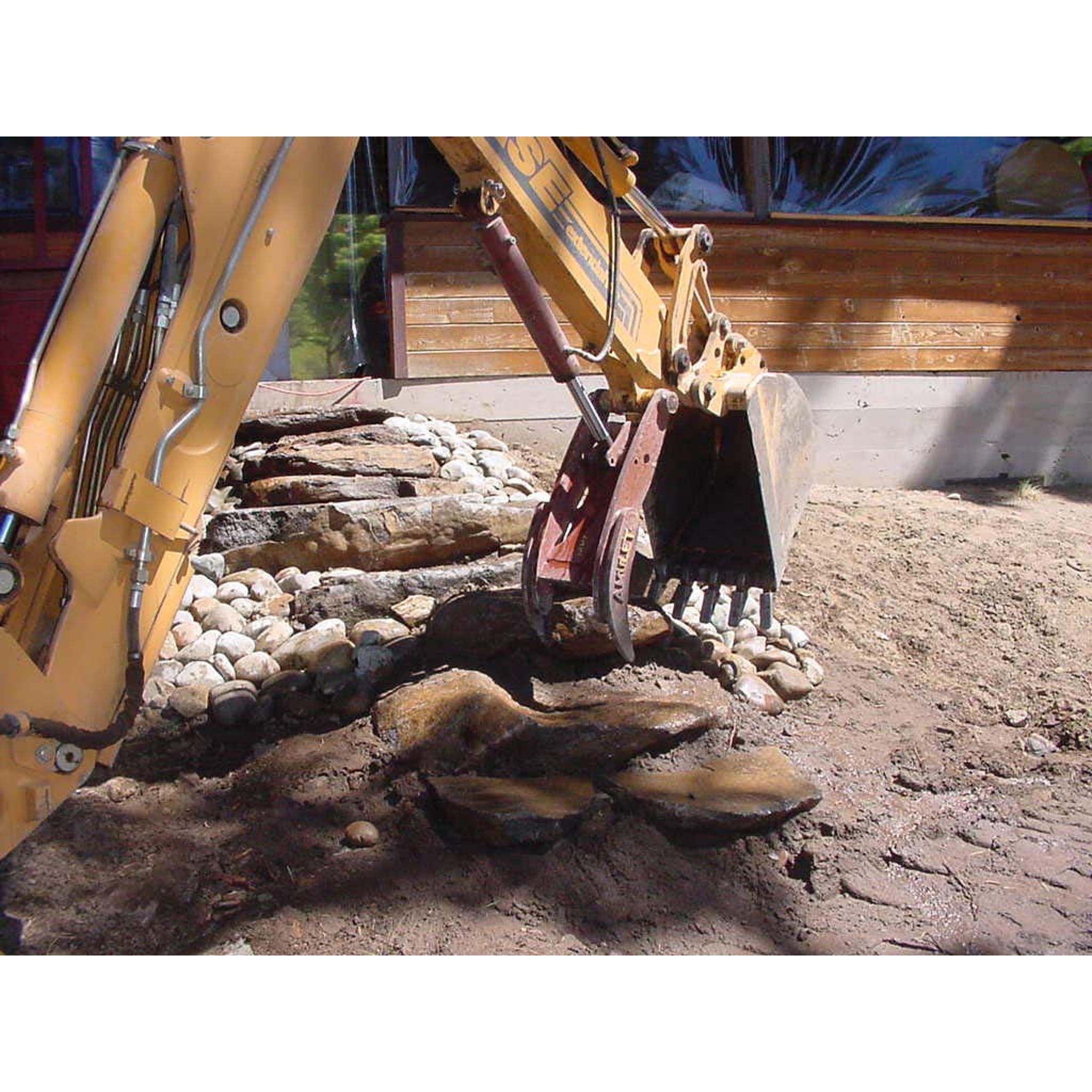 Amulet POWERBRUTE Hydraulic Excavator Thumb